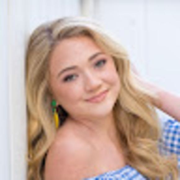 Meet your Posher, Presley - Picture 1 of 1